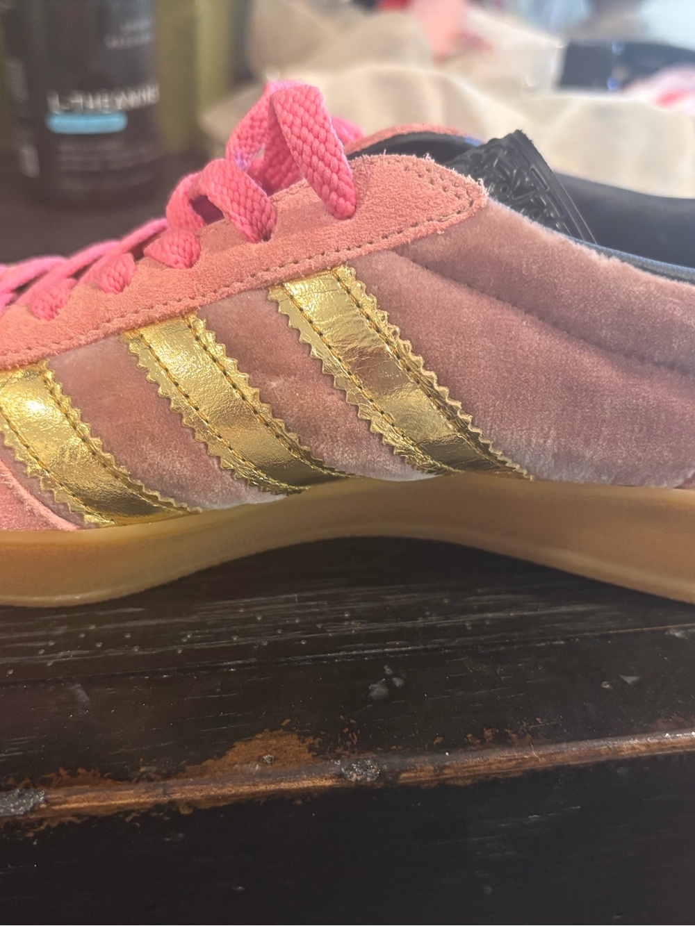 adidas gucci Pink Suede Sneakers with Gold Stripes ! so cute only worn once. - Picture 10 of 11
